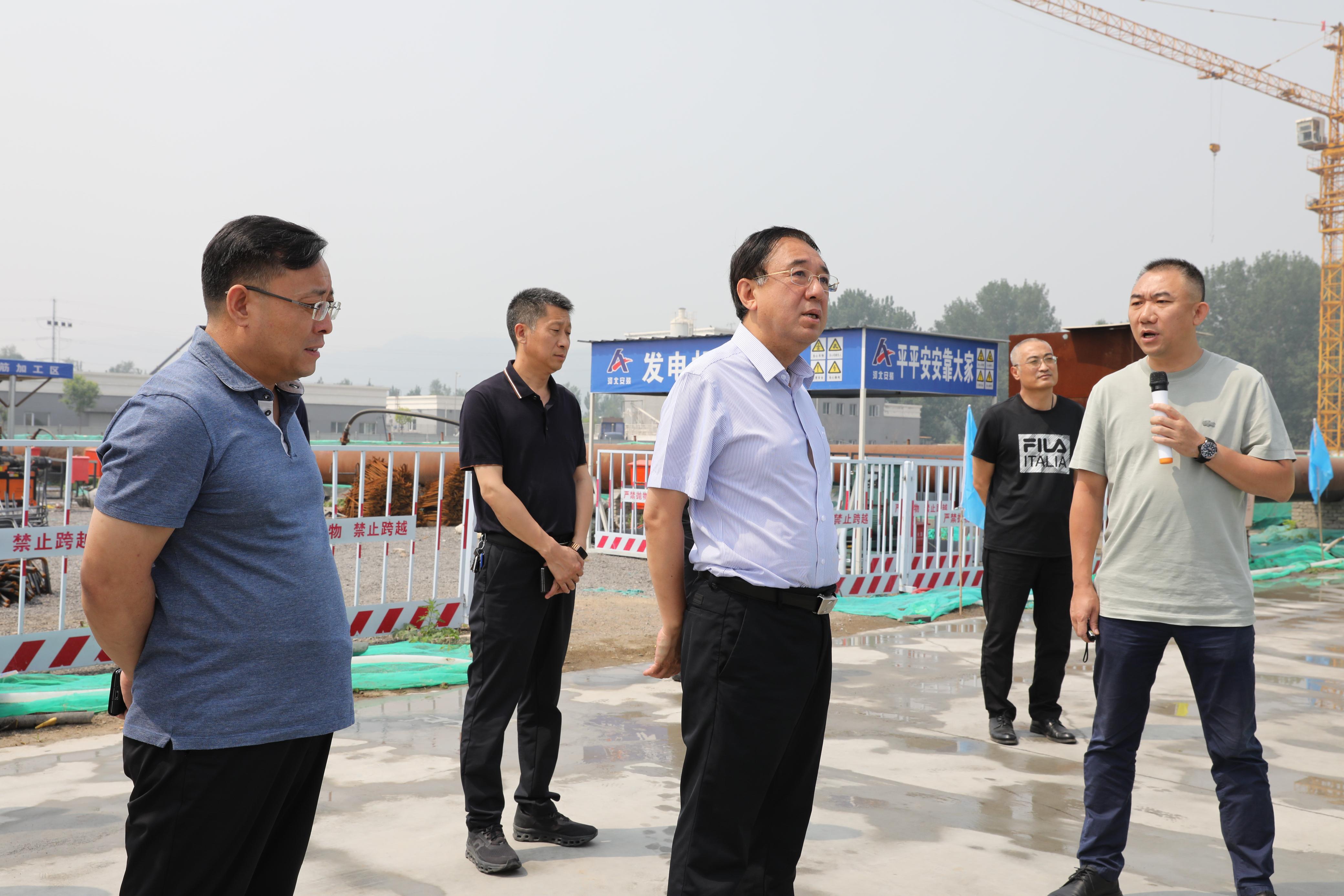 【全面深入学习宣传贯彻党的二十大精神】王文彬就城建项目进行调研