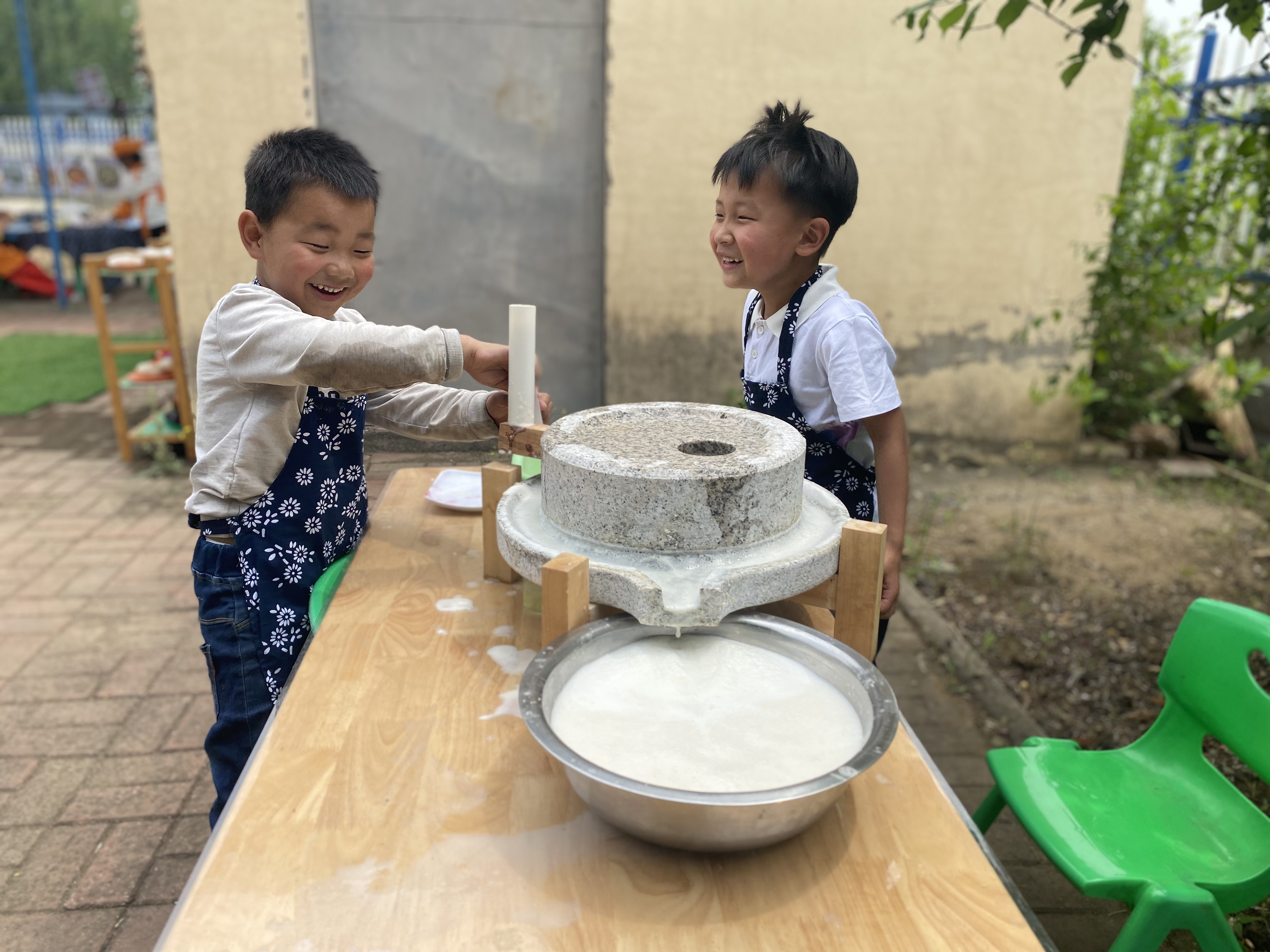 手工磨豆腐1.jpg