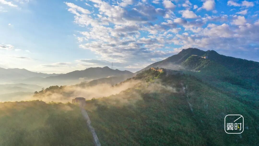 迁安白羊峪长城雨后美如画！